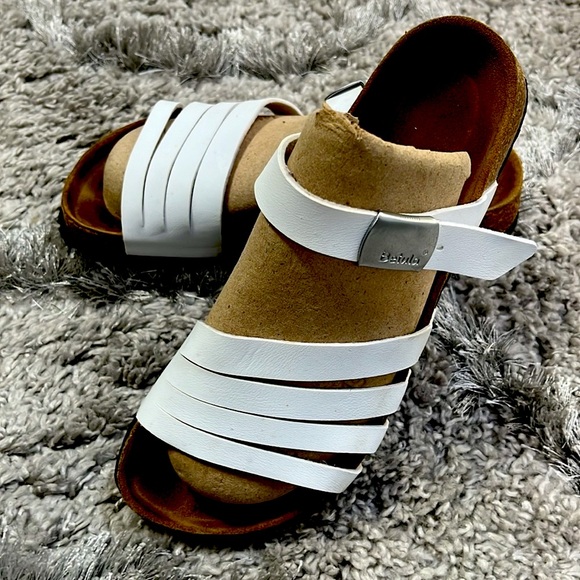 Birkenstock Betula woman’s white sandals size 7 - Picture 2 of 8